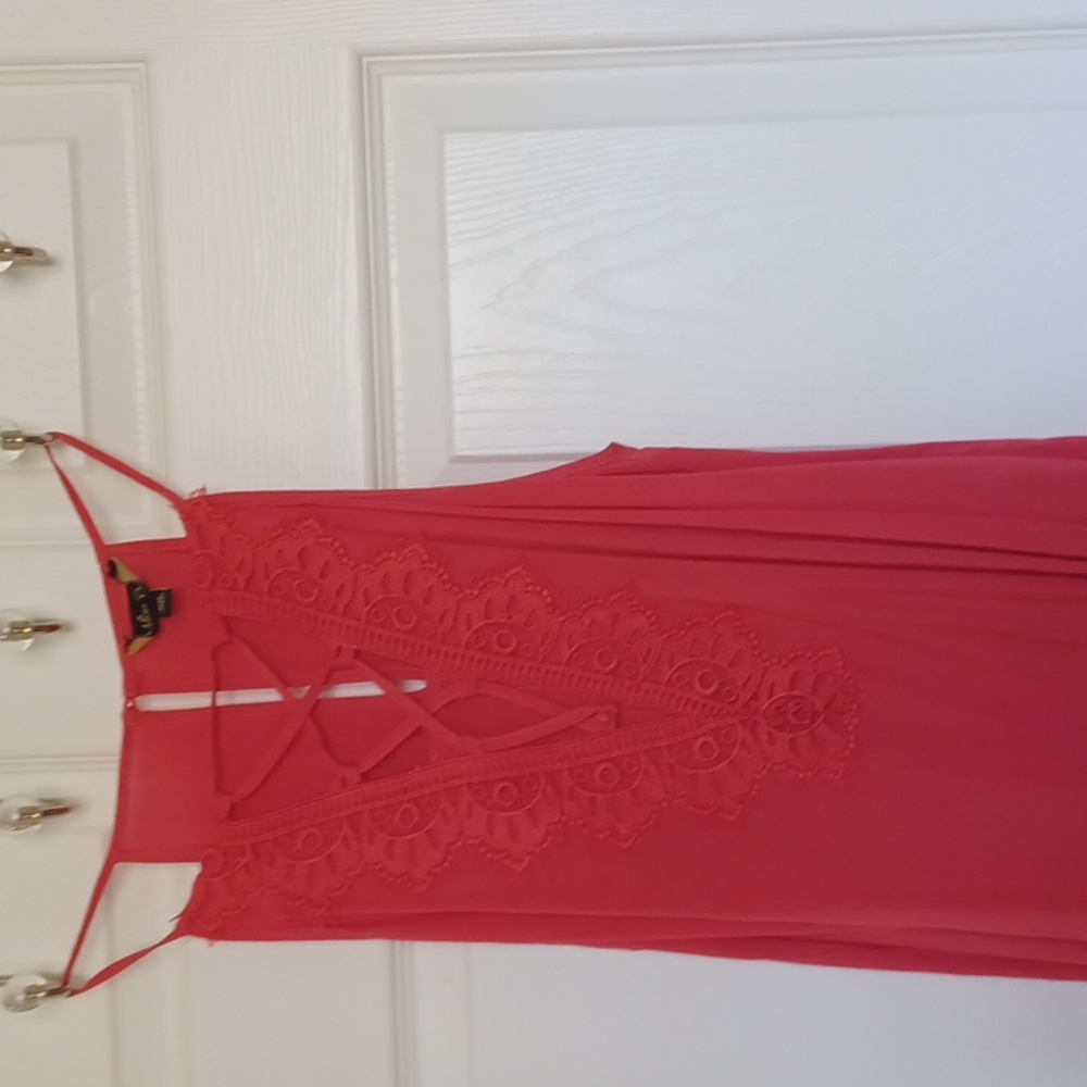 EUC.Boho red halter top